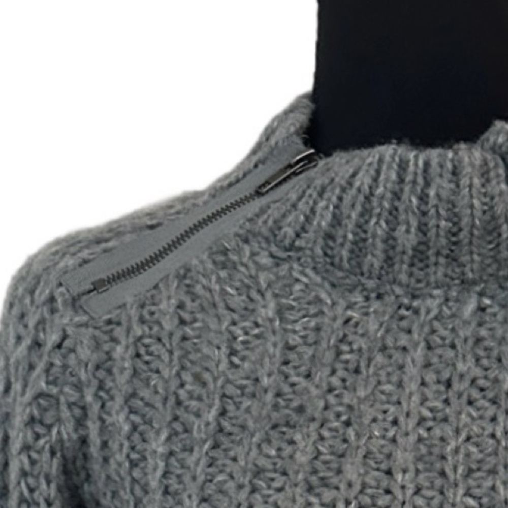 EASTSIDE WESTSIDE ~ Gray Wool Knit Sweater w/Zipper Detail at Collar size M - Picture 4 of 11